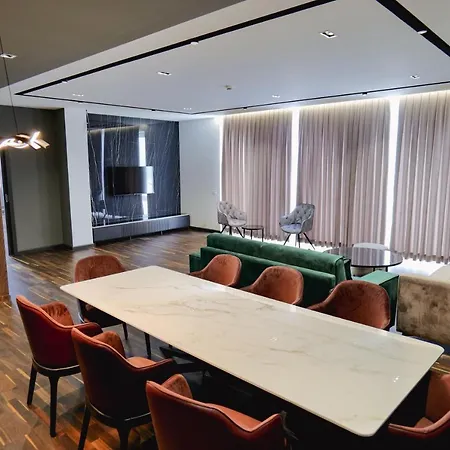 Adamas & Hotel 4*