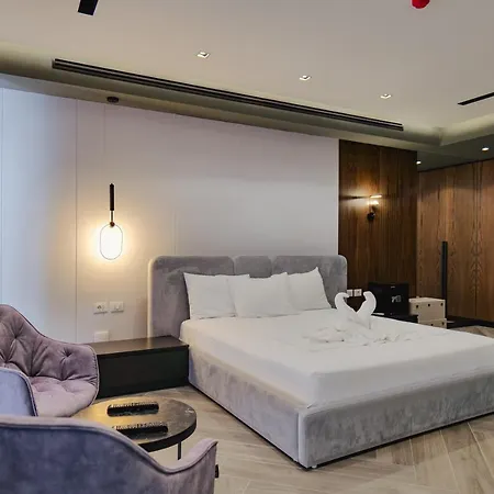 Adamas & 4* Lezhë