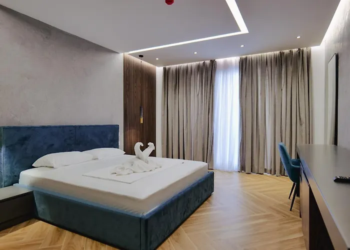 Adamas & 4* Lezhë
