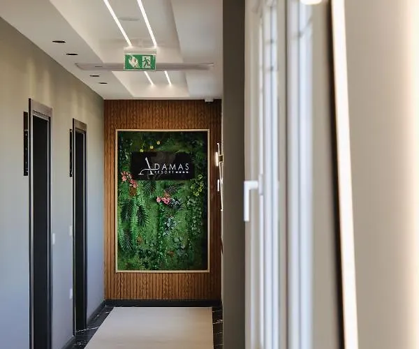 Hotel Adamas & Lezhe