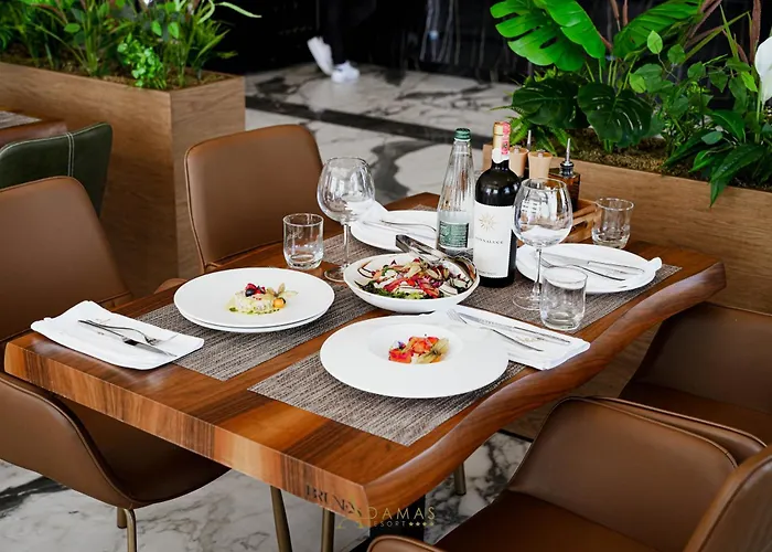 Hotel Adamas & Lezhe